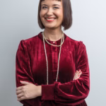 Persoonibrändi foto naisest, pildistas Mailis Vahenurm.
